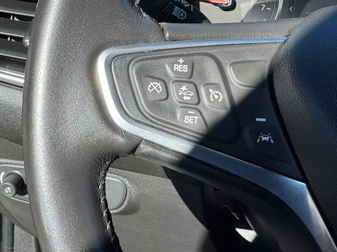 Used 2022 Chevrolet Equinox LT image 17