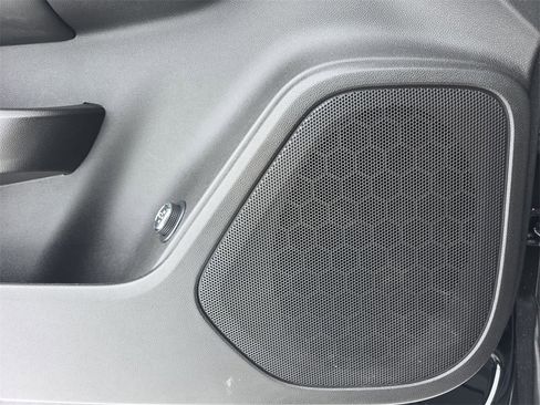 Used 2023 Chevrolet Blazer LT w/ Convenience Package image 30