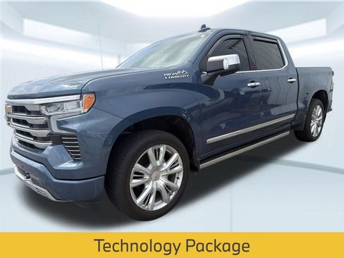 Used 2024 Chevrolet Silverado 1500 High Country AWD/4WD image 4