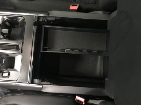 Used 2022 Ford F150 XLT w/ Equipment Group 302A High image 22