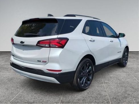 Certified 2023 Chevrolet Equinox RS w/ RS Leather Package AWD/4WD image 6