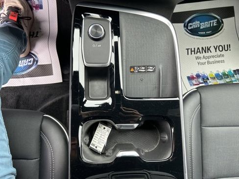 Used 2025 Buick Enclave Preferred image 20