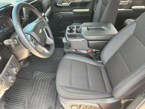 Used 2024 Chevrolet Silverado 1500 LT AWD/4WD image 12