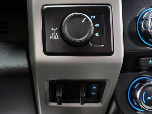 Used 2017 Ford F350 Lariat w/ Chrome Package AWD/4WD image 29