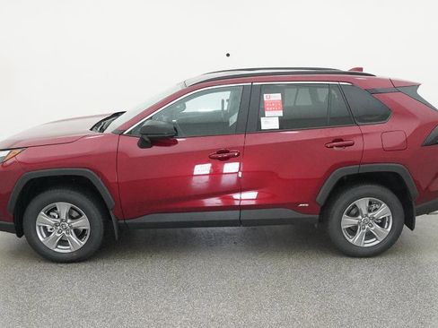 New 2025 Toyota RAV4 LE image 10