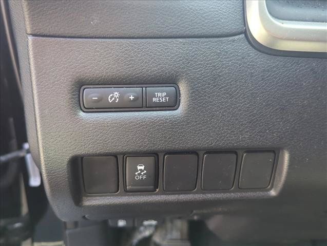 Used 2018 Nissan Murano SV FWD image 11