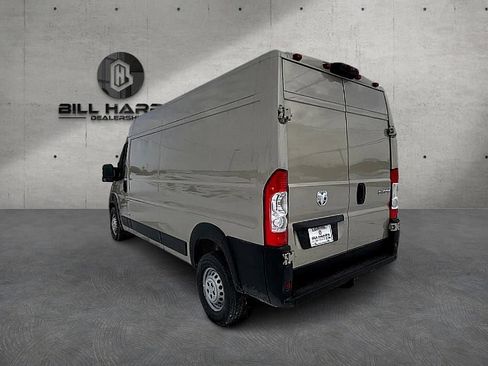 New 2026 RAM ProMaster 2500 w/ Premium Convenience Group FWD image 8