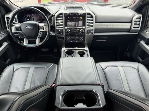 Used 2019 Ford F250 Platinum w/ Platinum Ultimate Package AWD/4WD image 12