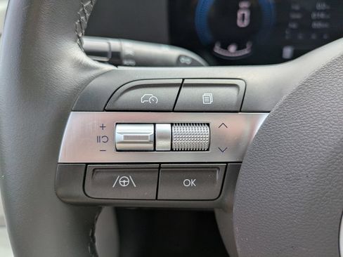 Used 2025 Hyundai Kona SEL AWD/4WD image 24