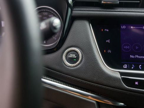 Certified 2023 Cadillac XT5 Sportv w/ Technology Package image 18