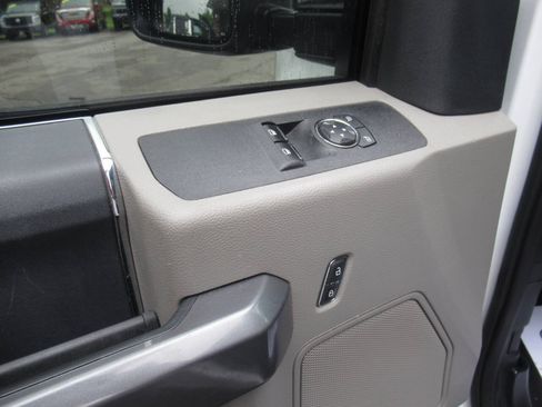 Used 2022 Ford F350 XLT w/ XLT Value Package AWD/4WD image 19