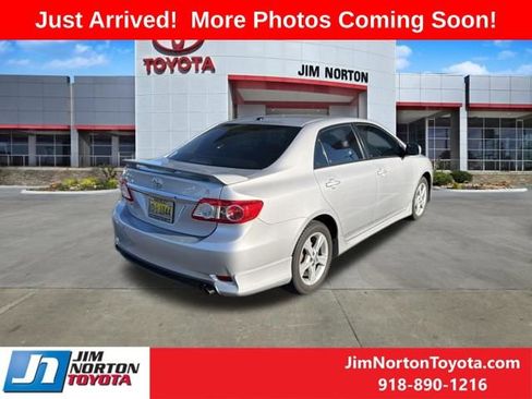 Used 2011 Toyota Corolla S image 6