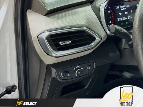 Used 2021 Chevrolet TrailBlazer LT AWD/4WD image 13