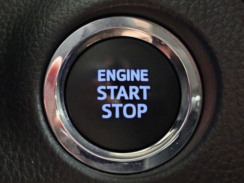 Used 2023 Toyota RAV4 XLE w/ Convenience Package image 8