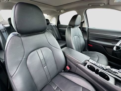 Used 2021 Hyundai Sonata Limited image 30