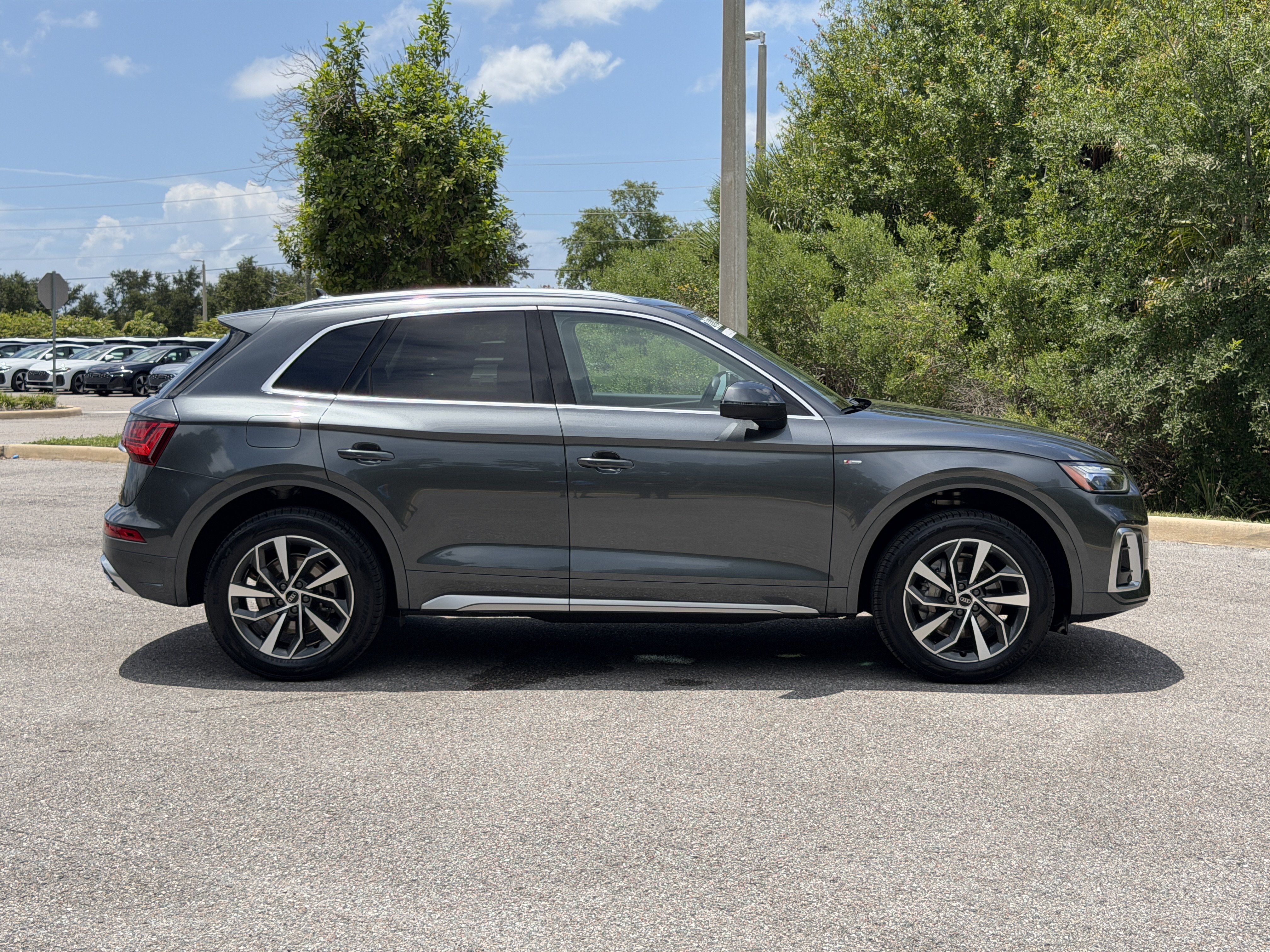 Certified 2023 Audi Q5 2.0T Premium Plus w/ Premium Plus Package AWD/4WD image 8