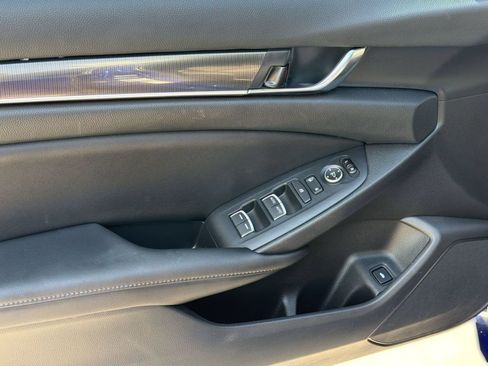 Used 2022 Honda Accord Sport image 14