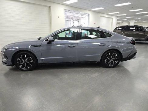Used 2024 Hyundai Sonata SEL FWD image 3