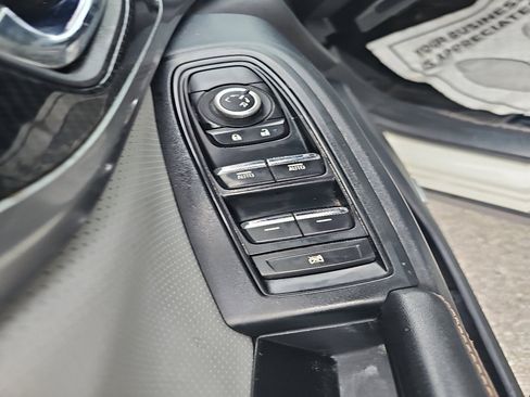 Used 2019 Subaru Crosstrek 2.0i Limited w/ Moonroof Package w/Navigation image 13