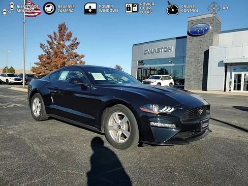 Used 2022 Ford Mustang Coupe image 1