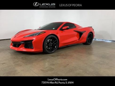 Used 2025 Chevrolet Corvette Z06 image 1