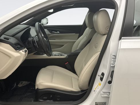 Used 2021 Cadillac CT4 Premium Luxury RWD image 11