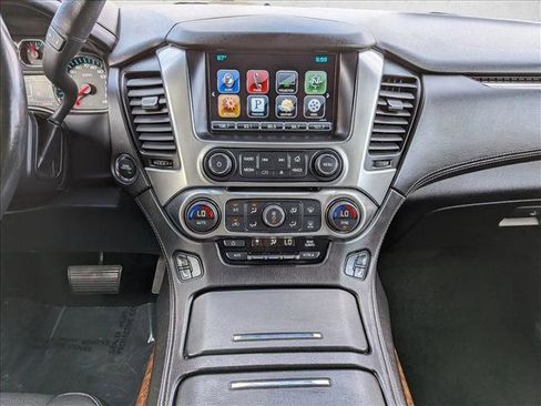 Used 2016 Chevrolet Suburban LTZ RWD image 14