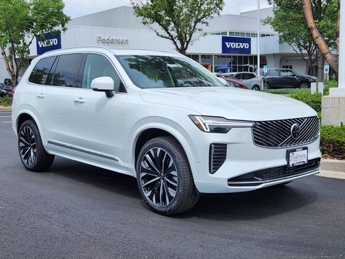 New 2026 Volvo XC90 T8 Ultra w/ Protection Package Premier image 17