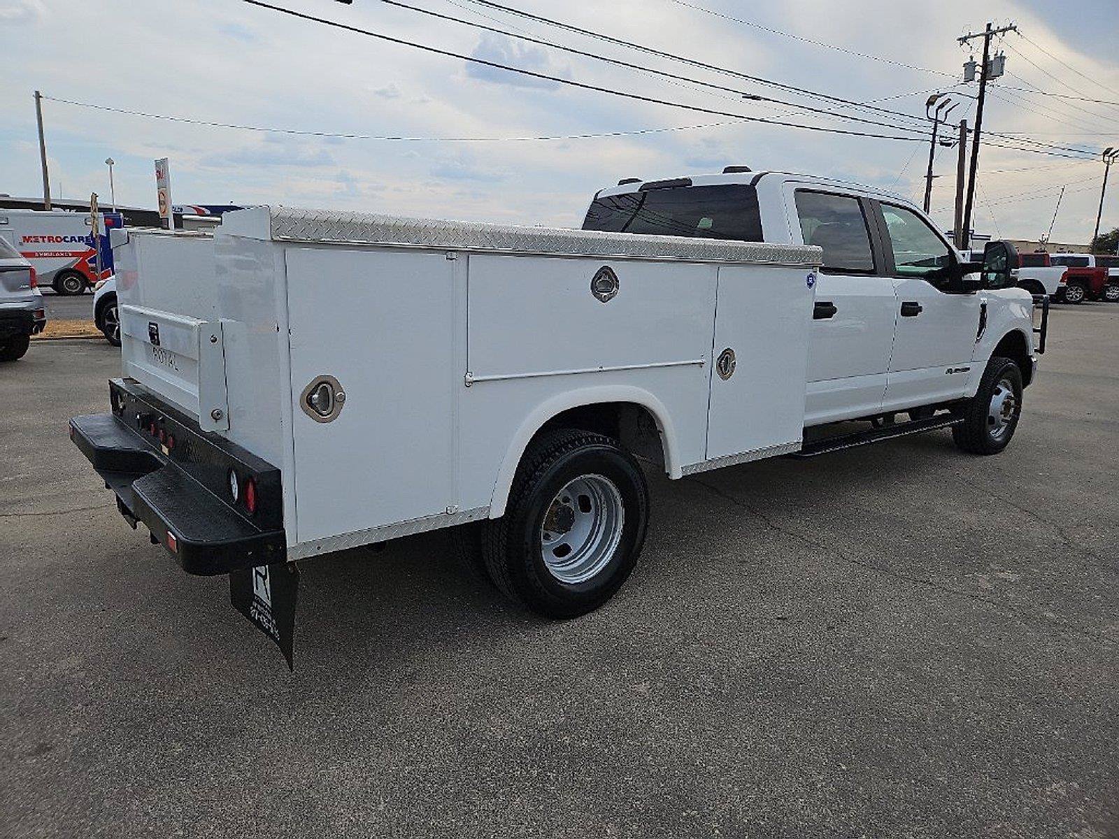 Used 2020 Ford F350 XL w/ Power Equipment Group AWD/4WD image 8