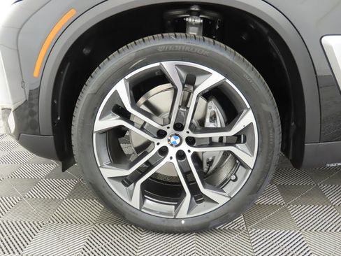New 2026 BMW X5 sDrive40i w/ Premium Package image 31