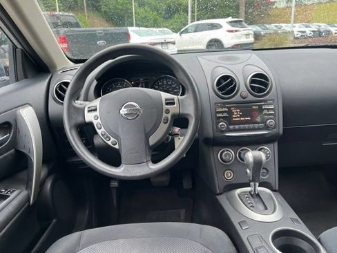 Used 2014 Nissan Rogue S w/ Convenience Package FWD image 16