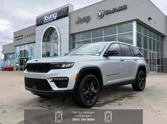 New 2025 Jeep Grand Cherokee Limited w/ Black Appearance Package video 1