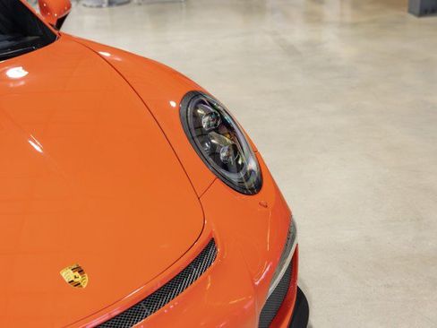 Used 2016 Porsche 911 GT3 RS image 11
