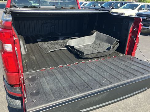 Used 2019 Chevrolet Silverado 1500 RST AWD/4WD image 8
