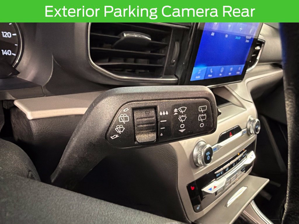 Used 2023 Ford Explorer XLT w/ Equipment Group 202A AWD/4WD image 26