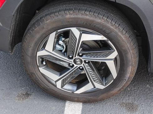 Certified 2023 Hyundai Tucson Limited AWD/4WD image 12