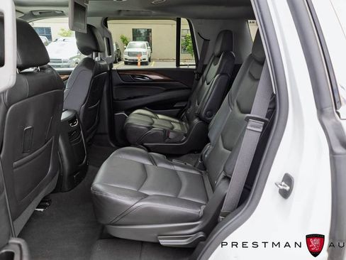 Used 2020 Cadillac Escalade Premium Luxury AWD/4WD image 43