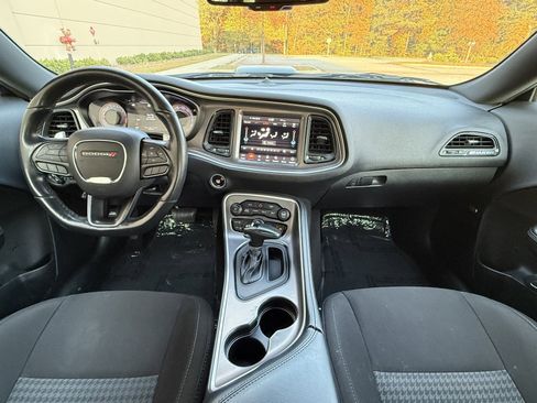 Used 2020 Dodge Challenger R/T Scat Pack w/ Shaker Package image 22