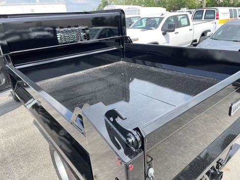 New 2025 Chevrolet Silverado 3500 W/T w/ WT Convenience Package AWD/4WD image 17