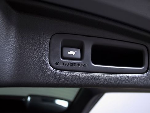 Used 2024 Honda CR-V Sport Touring image 13