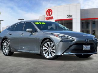 Used 2022 Toyota Mirai w/ Advanced Technology Package RWD video 2