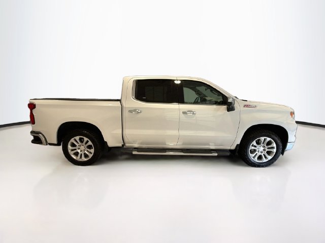 Certified 2022 Chevrolet Silverado 1500 LTZ w/ LTZ Premium Package AWD/4WD image 8