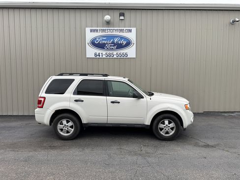 Used 2012 Ford Escape XLT AWD/4WD image 5