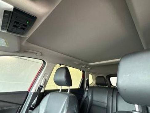 Certified 2024 Nissan Rogue SV w/ SV Premium Package FWD image 2