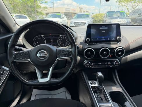 Used 2022 Nissan Sentra SR w/ Trunk Package FWD image 21