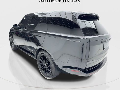 Used 2024 Land Rover Range Rover SE image 9