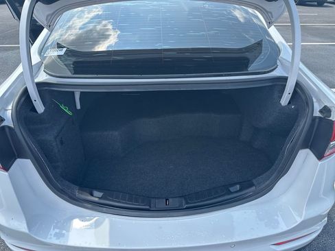 Used 2020 Ford Fusion SE FWD image 9