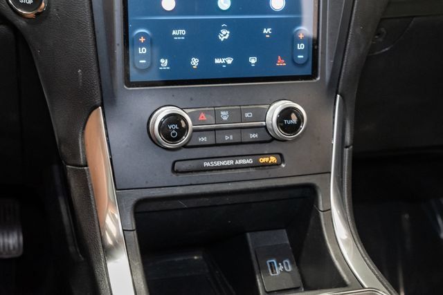 Used 2022 Ford Edge Titanium AWD/4WD image 21