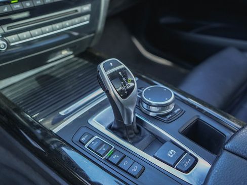 Used 2018 BMW X5 xDrive50i image 25