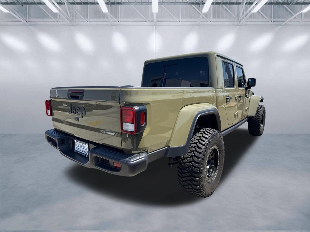 New 2025 Jeep Gladiator Sport AWD/4WD image 4